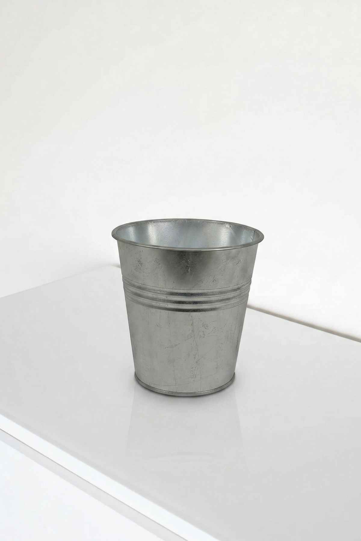 Metal Dekoratif Kova 3 Litre - 19 cm Çok Amaçlı Galvaniz Saksılık ve Düzenleyici